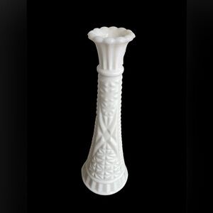 Anchor Hocking Stars and Bars milk glass bud vase